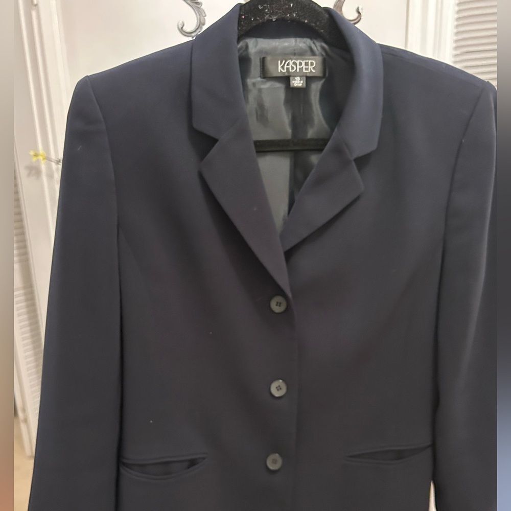 Kasper Navy three button Women's Blazer. Perfect condition.